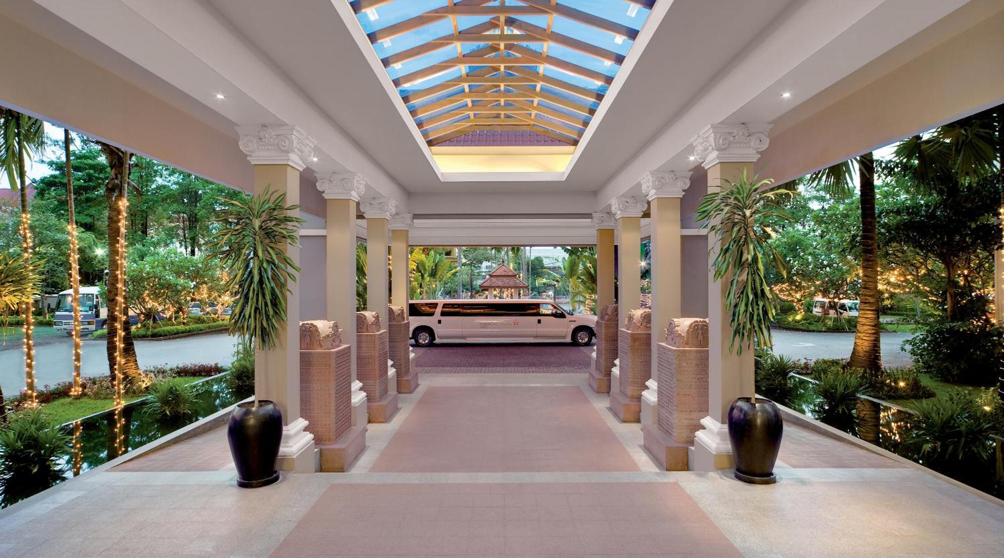 Sokha Angkor Resort Siem Reap Bagian luar foto