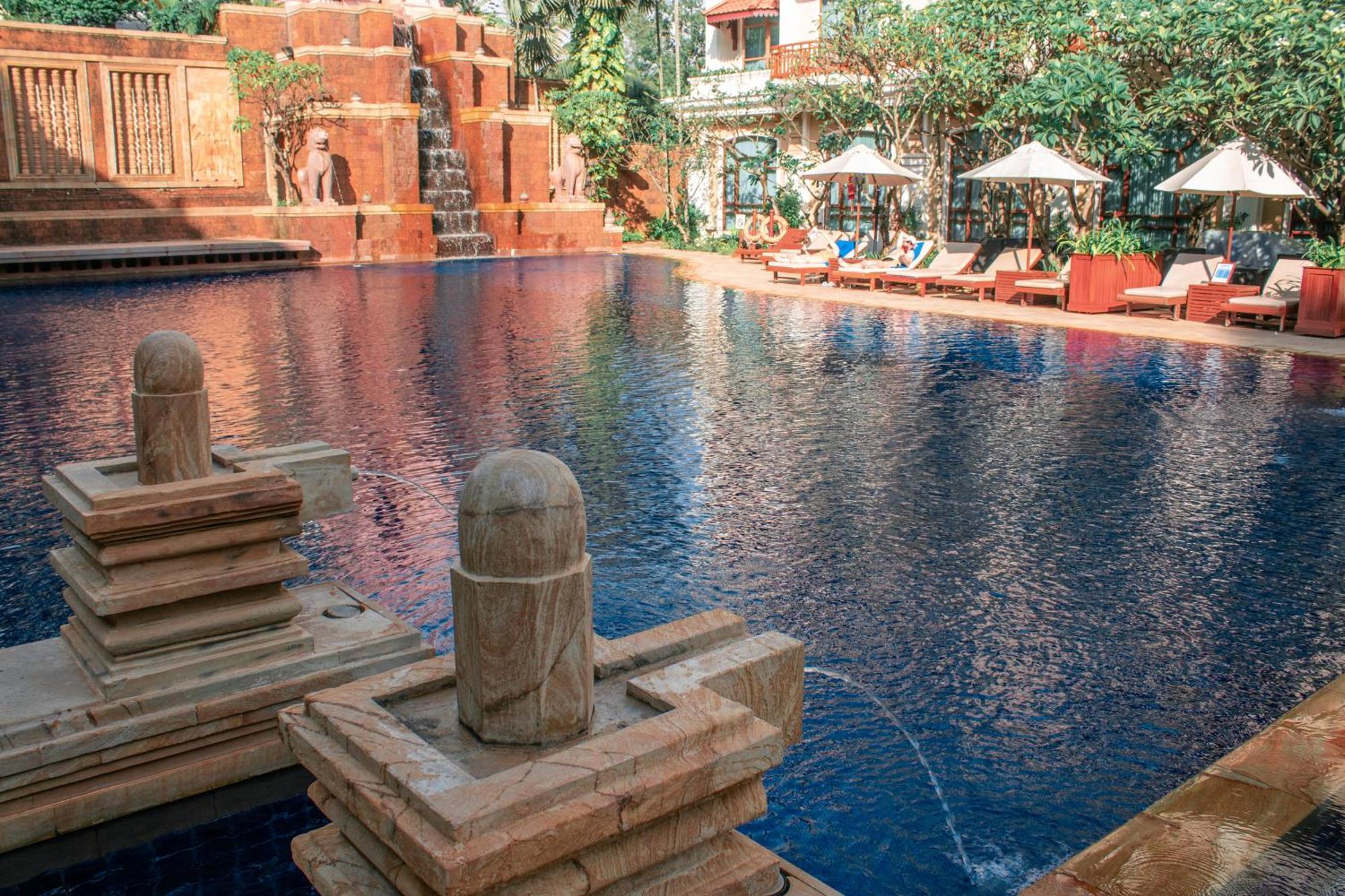 Sokha Angkor Resort Siem Reap Bagian luar foto