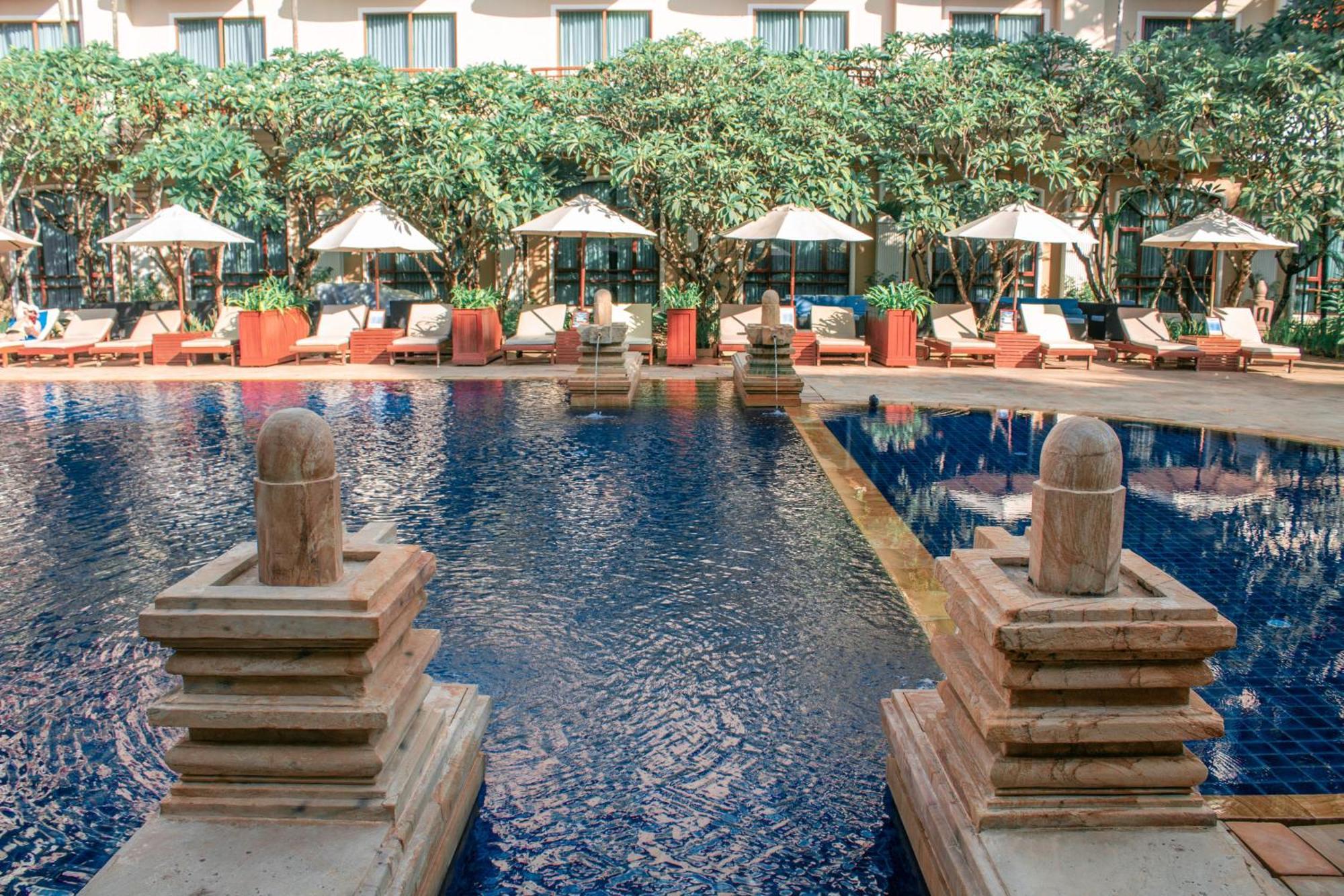 Sokha Angkor Resort Siem Reap Bagian luar foto