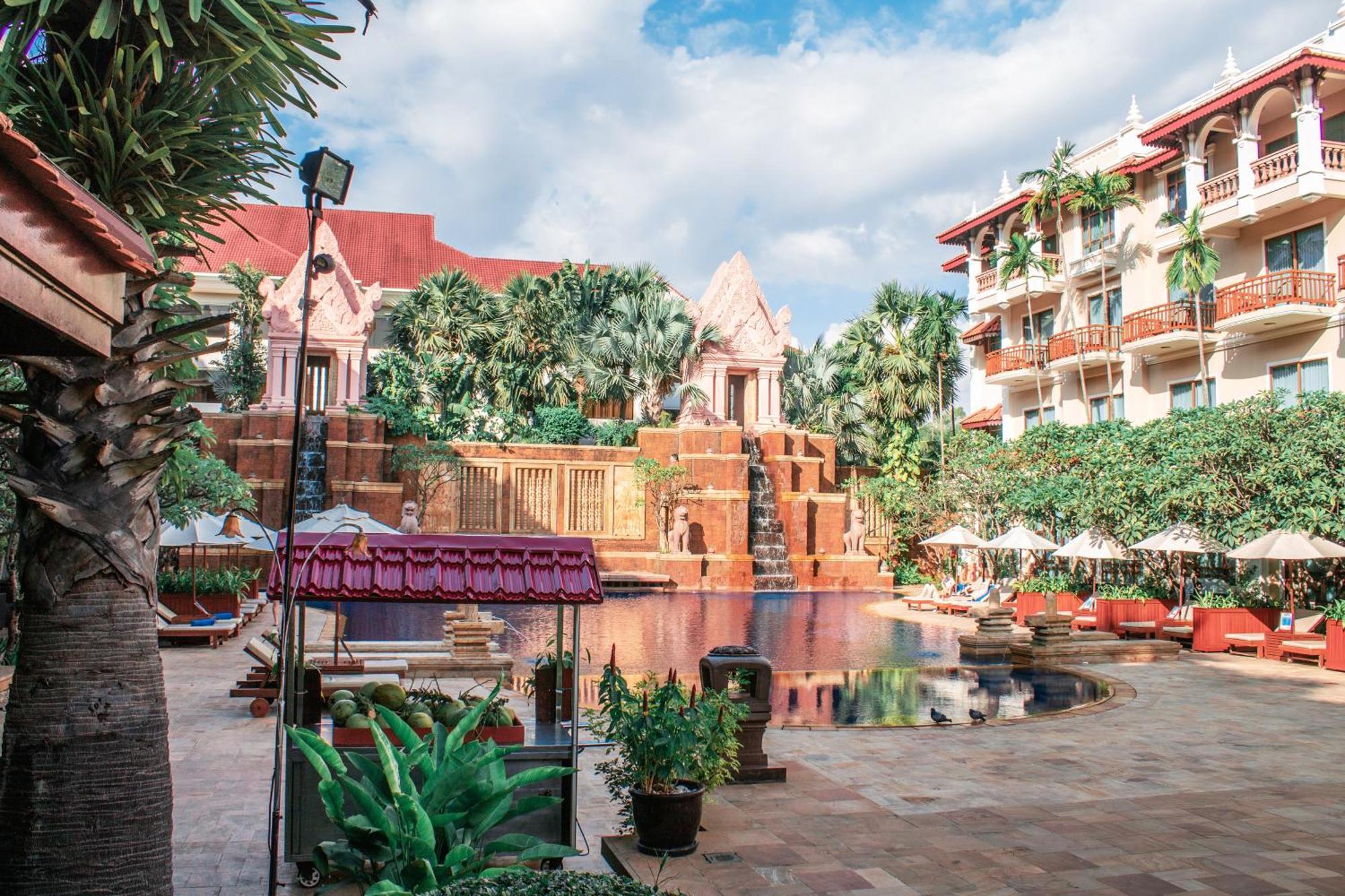 Sokha Angkor Resort Siem Reap Bagian luar foto