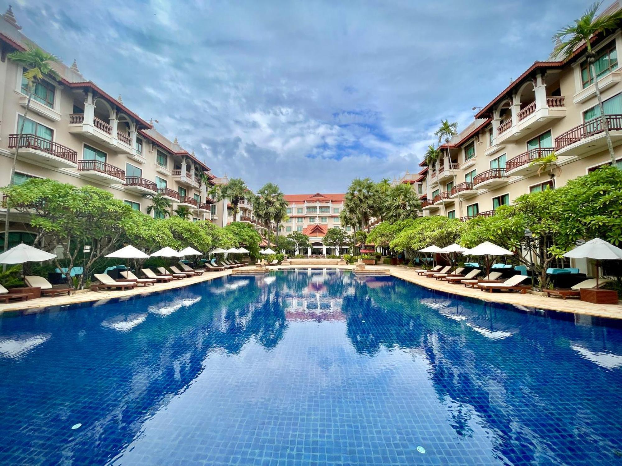 Sokha Angkor Resort Siem Reap Bagian luar foto