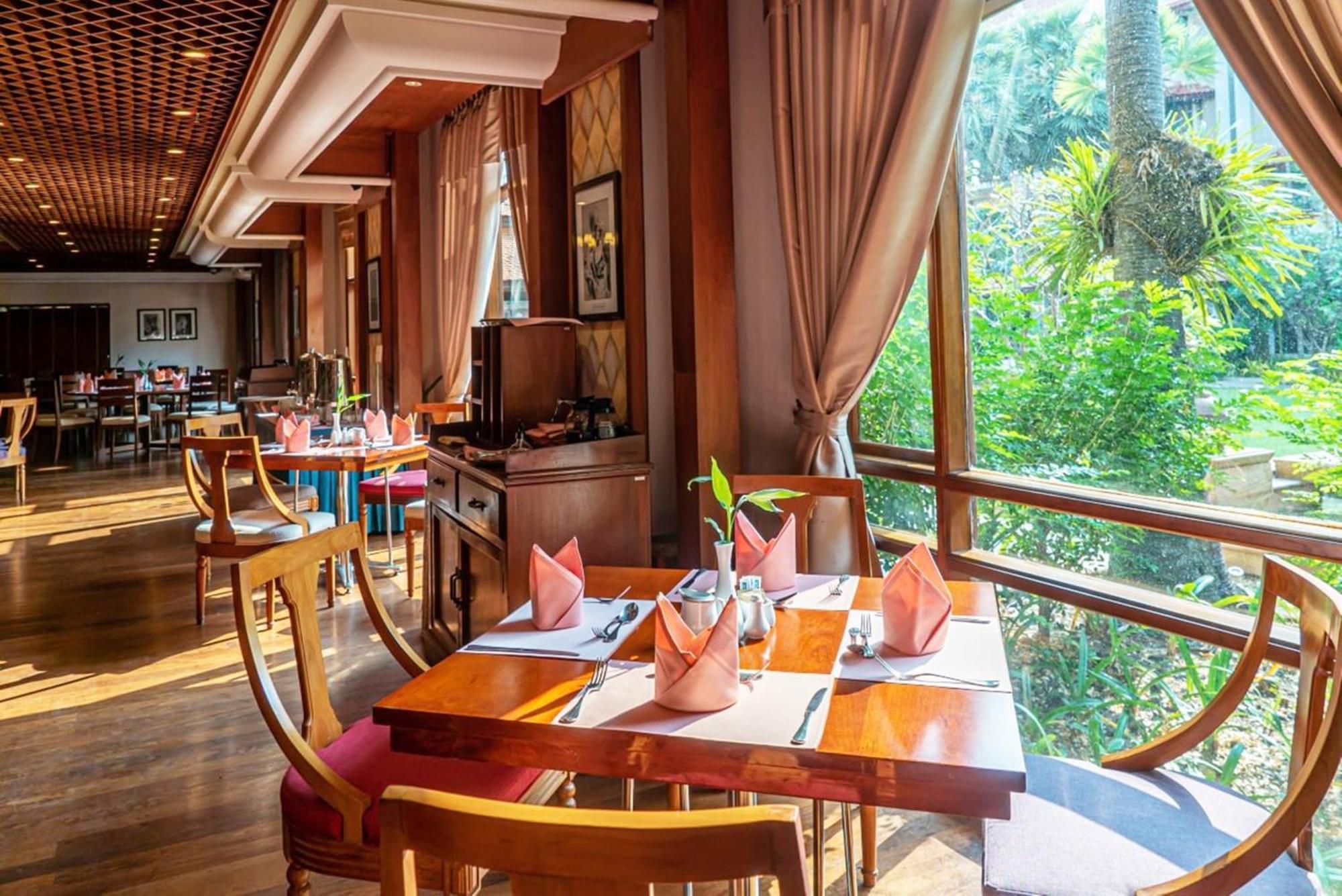 Sokha Angkor Resort Siem Reap Bagian luar foto